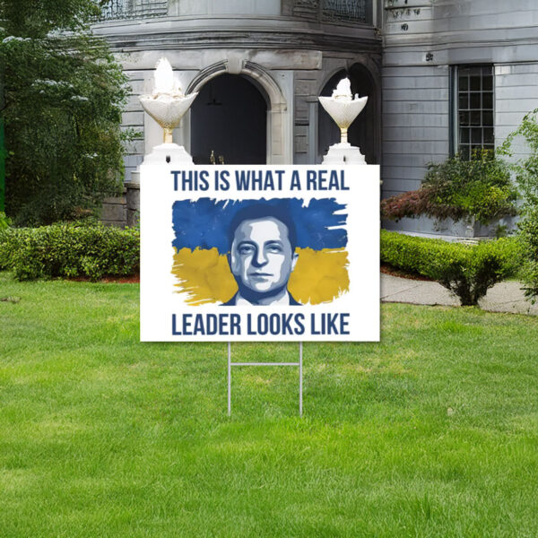 Anti Trump Putin, This Is What A Real Leader Looks Like Yard Sign